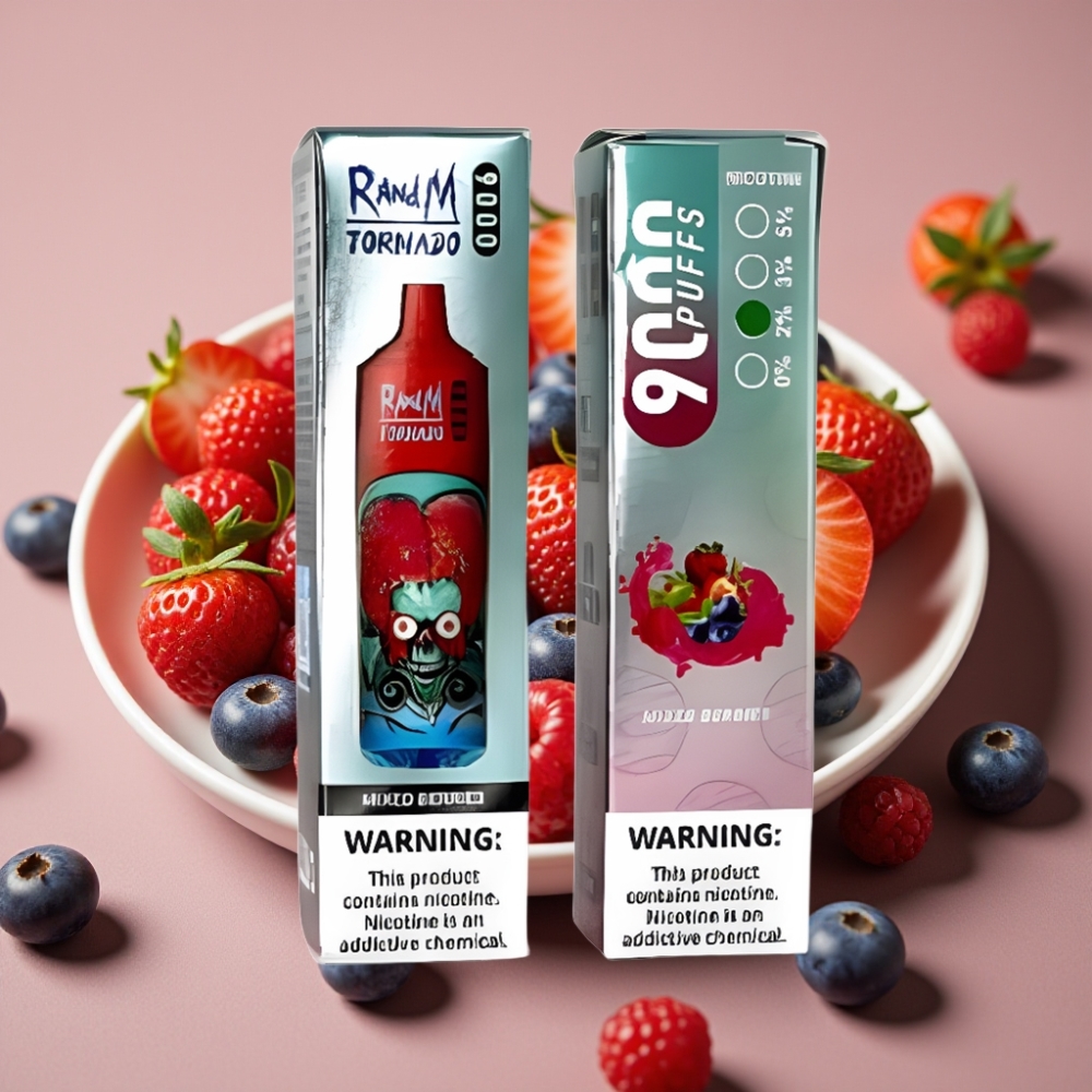 RandM Tornado 9000 Puff Dispositivo Vape Ricaricabile 850 mAh con Coil Mesh e Misto di Bacche